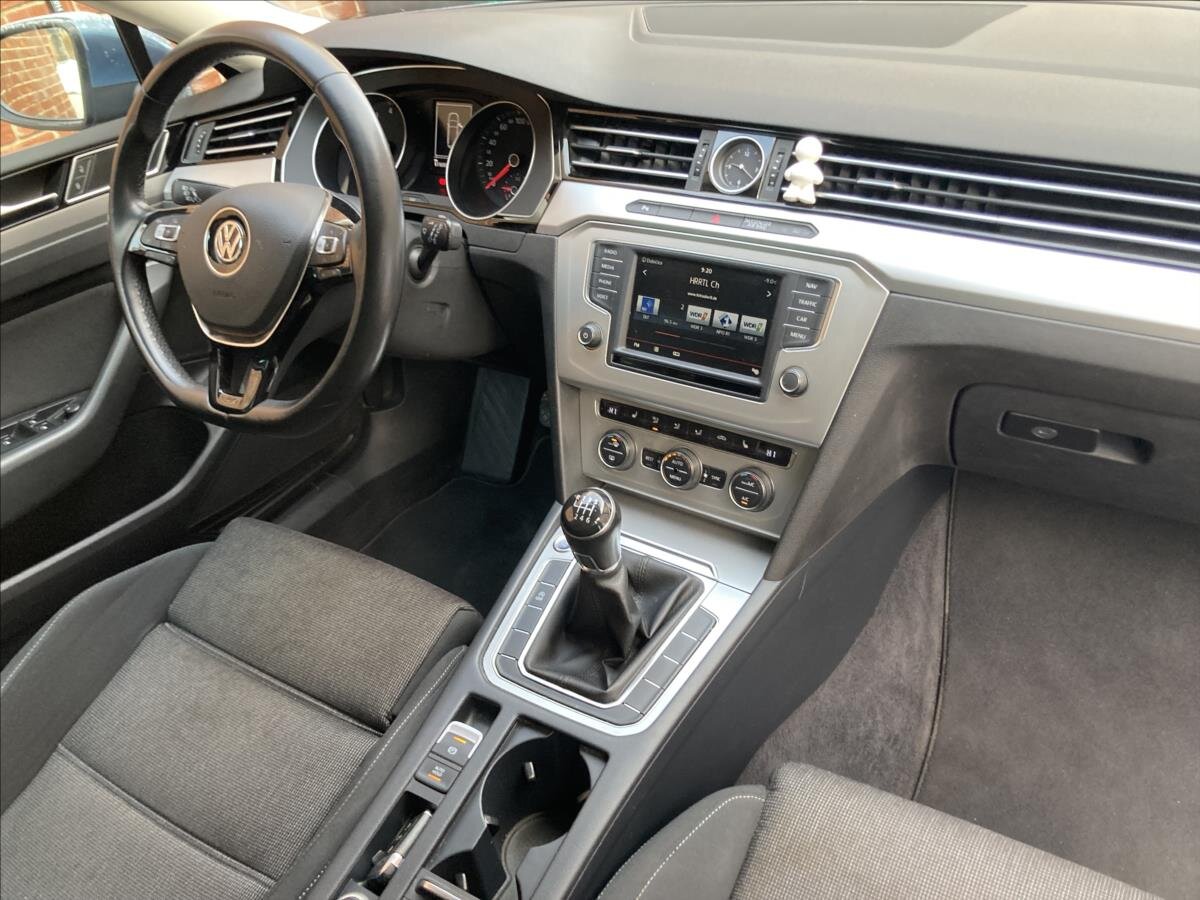 Volkswagen Passat Kombi 1,4 l 110 kw