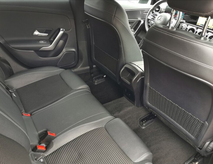 Mercedes-Benz CLA Kombi 2,0 l 110 kw