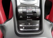 Porsche Cayenne SUV 4,1 l 281 kw