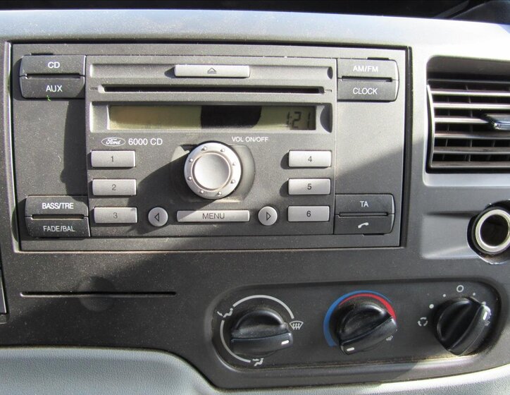 Ford Transit Skříň 2,2 l 74 kw