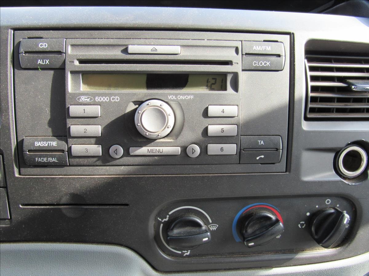 Ford Transit Skříň 2,2 l 74 kw