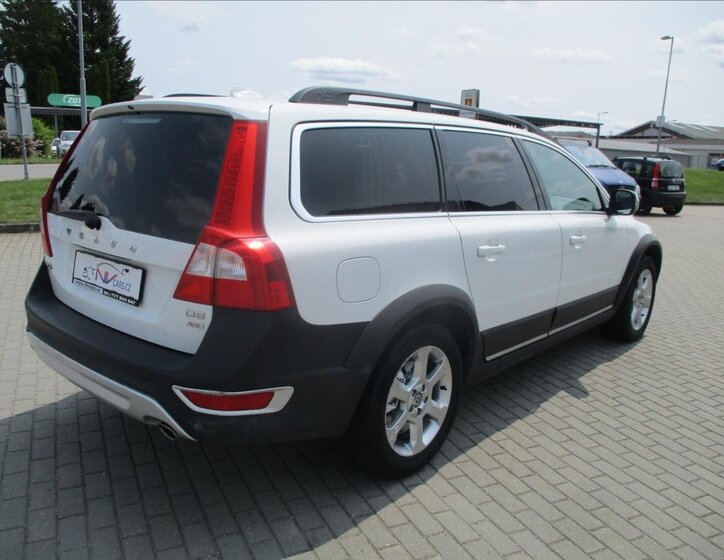 Volvo XC70 4