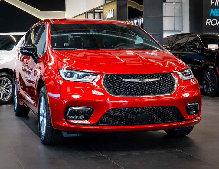 Chrysler Pacifica 10