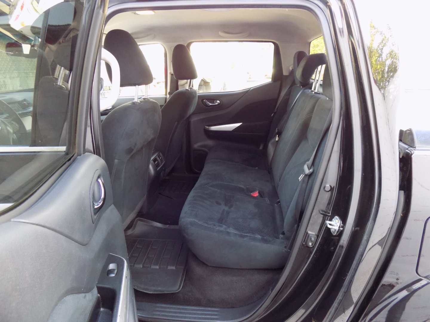 Nissan Navara SUV / Terénní 2,3 l 140 kw