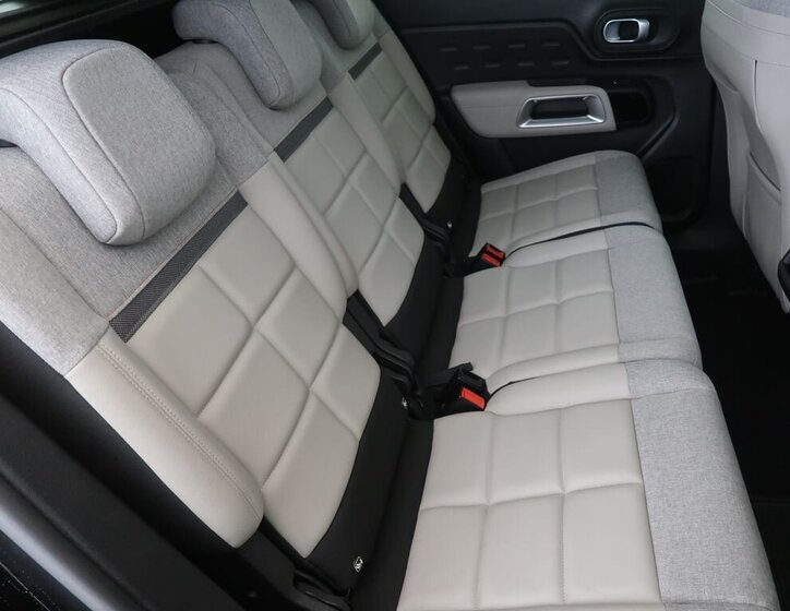 Citroën C5 Aircross SUV / Terénní 1,6 l 133 kw