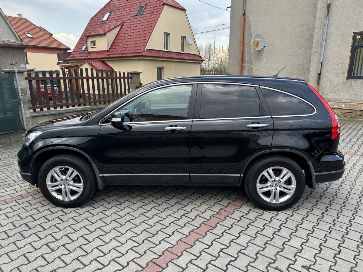 Honda CR-V SUV / Terénní 2,0 l 110 kw