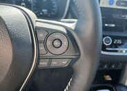 Toyota Corolla Cross SUV / Terénní 2,0 l 112 kw