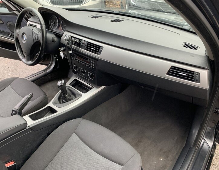 BMW Řada 3 Sedan 2,0 l 90 kw