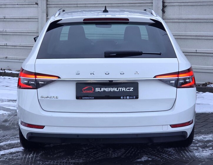 Škoda Superb Kombi 1,5 l 110 kw