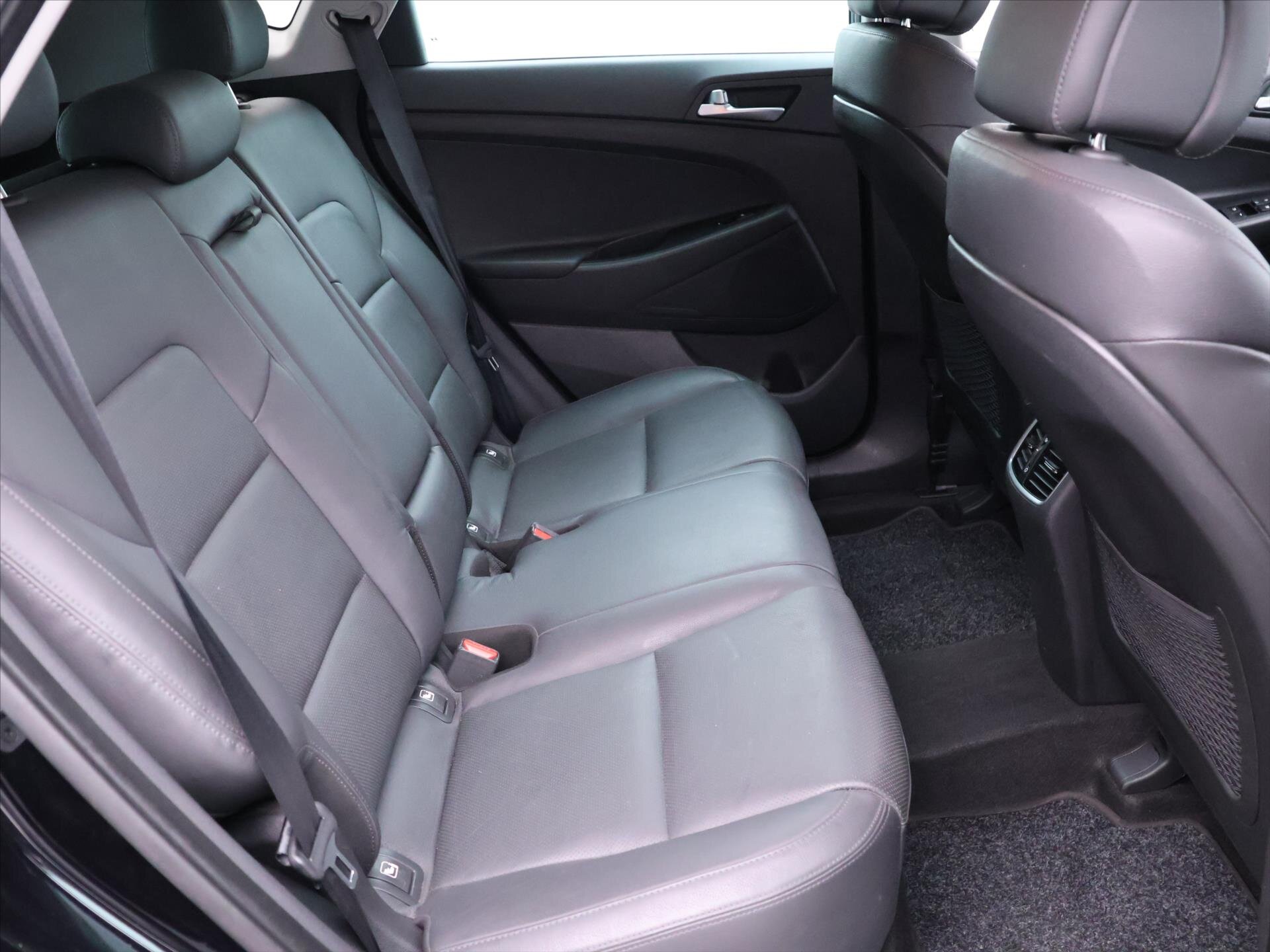 Hyundai Tucson SUV 1,7 l 85 kw