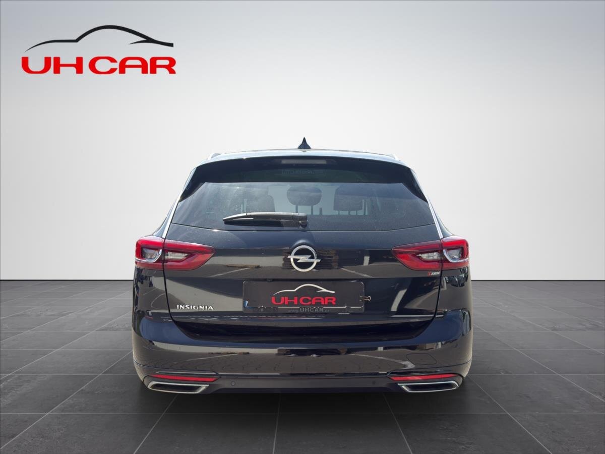 Opel Insignia Kombi 2,0 l 154 kw