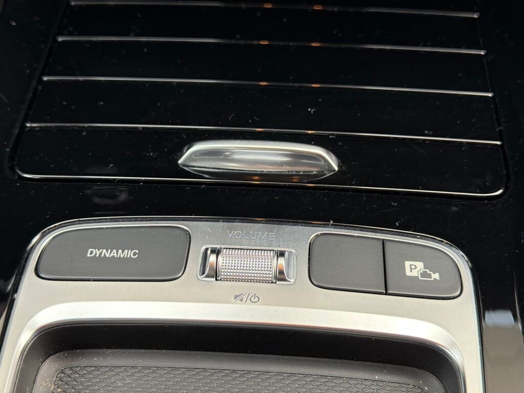 Mercedes-Benz GLB SUV / Terénní 2,0 l 85 kw