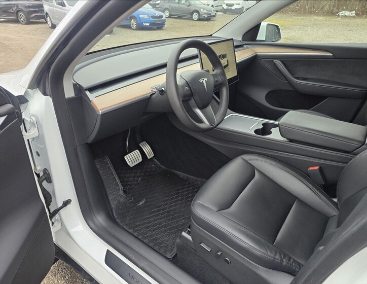 Tesla Model Y SUV 0,0 393 kw