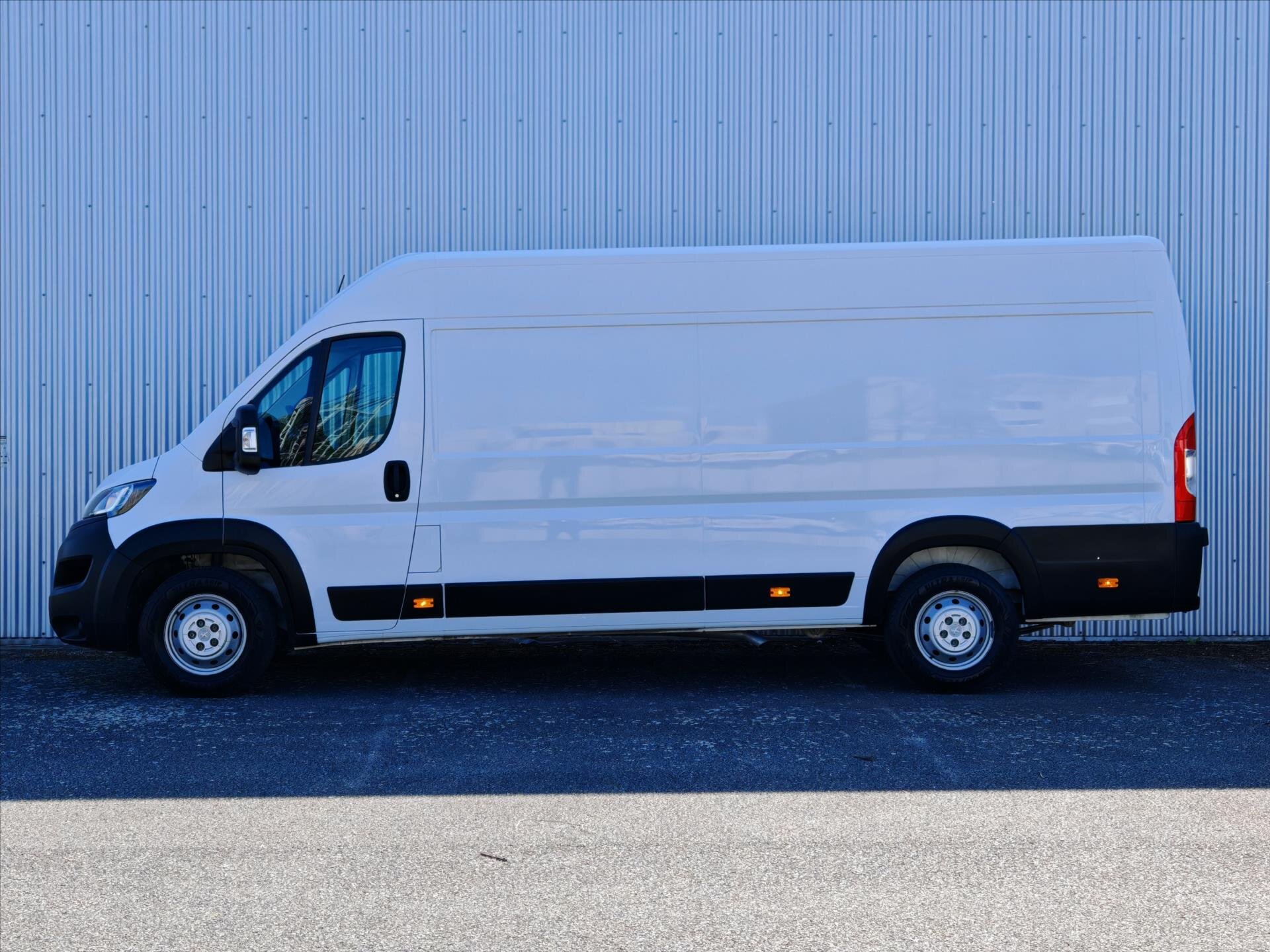 Peugeot Boxer Skříň 2,2 l 121 kw
