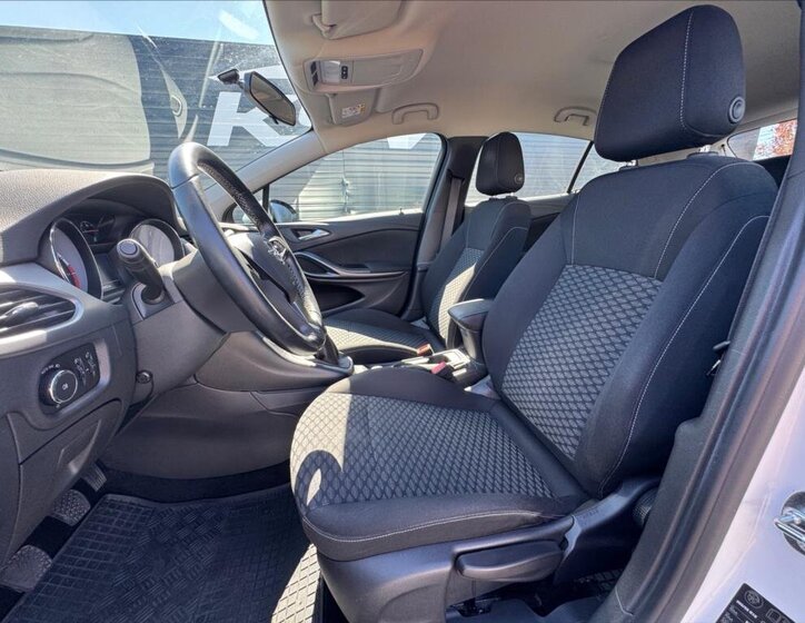 Opel Astra Hatchback 1,4 l 74 kw