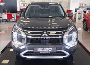 Mitsubishi Outlander 3
