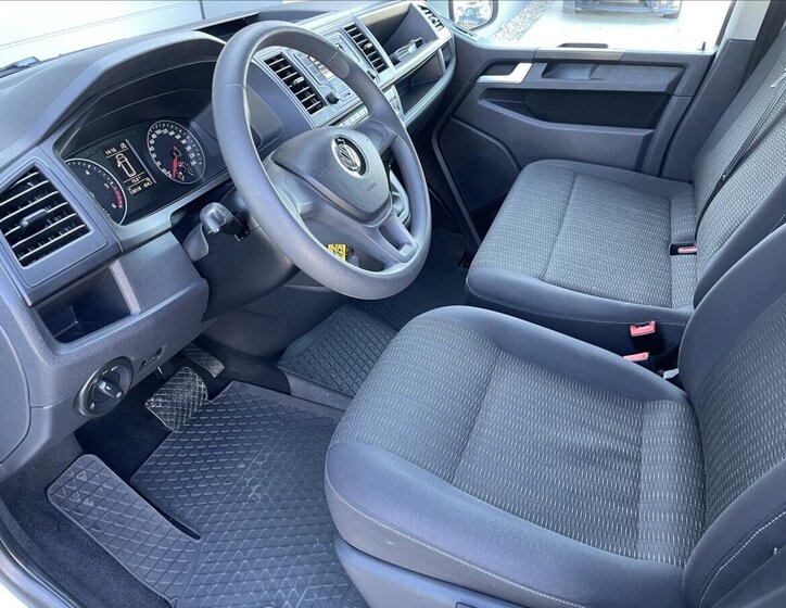 Volkswagen Caravelle Ostatní 2,0 l 110 kw