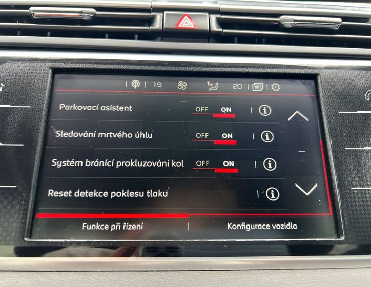 Citroën Grand C4 Picasso 17