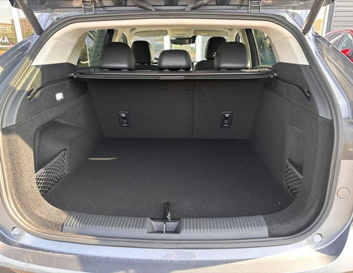 MG HS SUV 1,5 l 125 kw