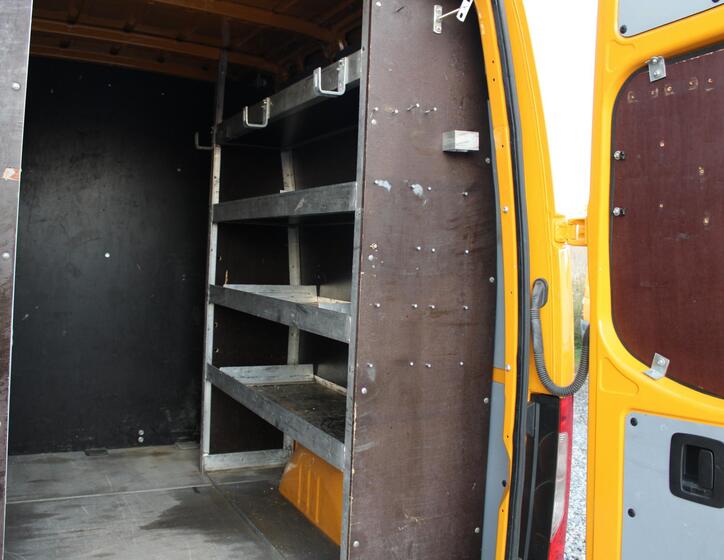 Mercedes-Benz Sprinter 8