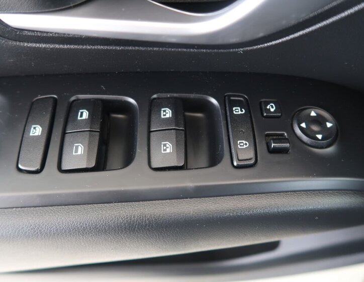 Hyundai Tucson SUV 1,6 l 110 kw