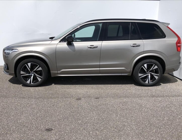 Volvo XC90 SUV / Terénní 2,0 l 173 kw