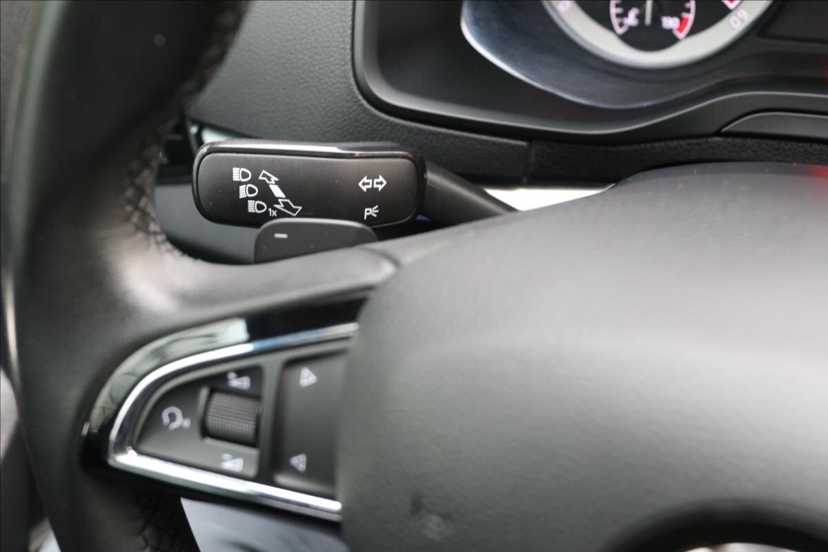 Škoda Karoq Kombi 1,6 l 85 kw