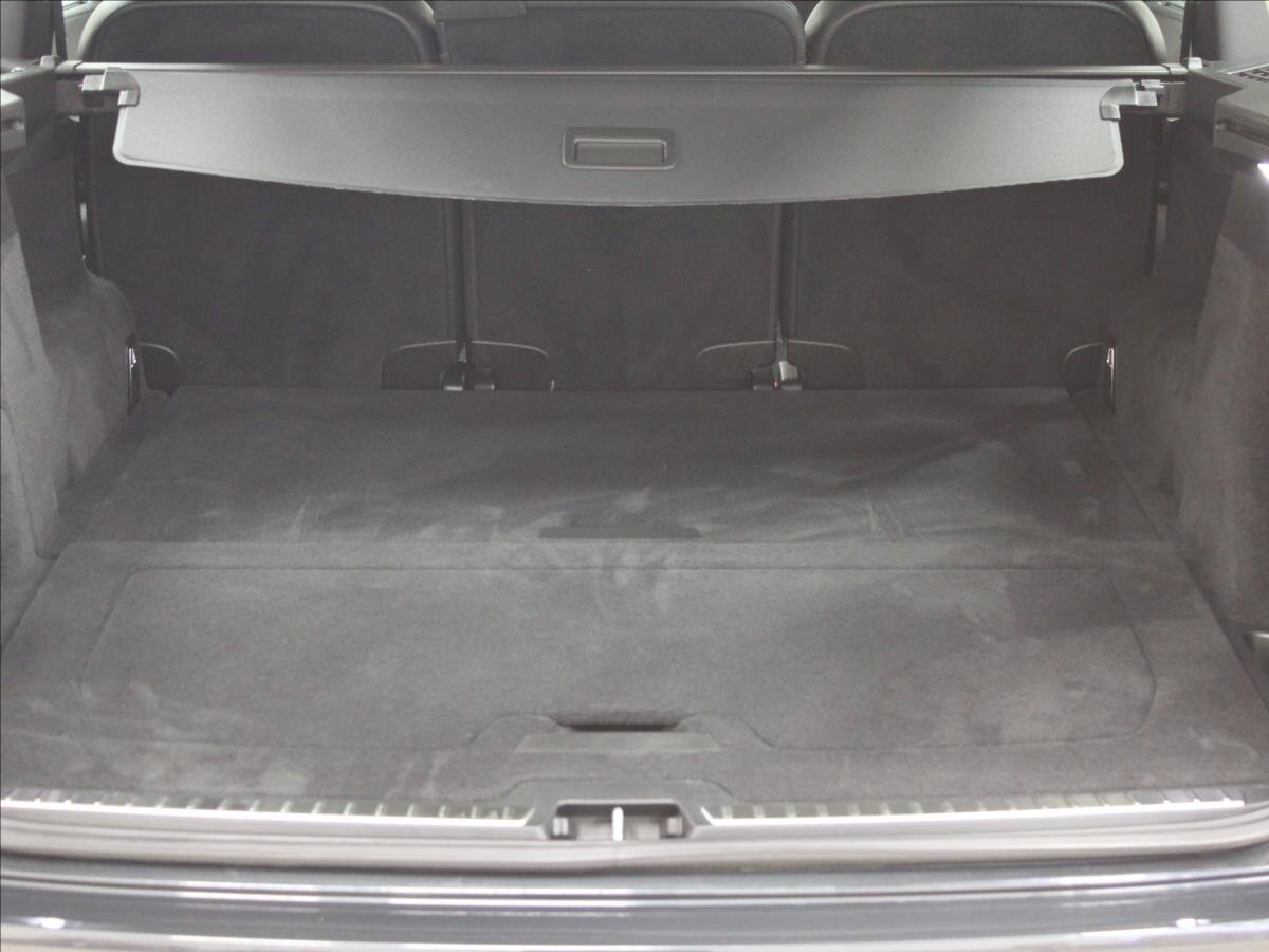 Volvo XC90 SUV / Terénní 2,0 l 173 kw