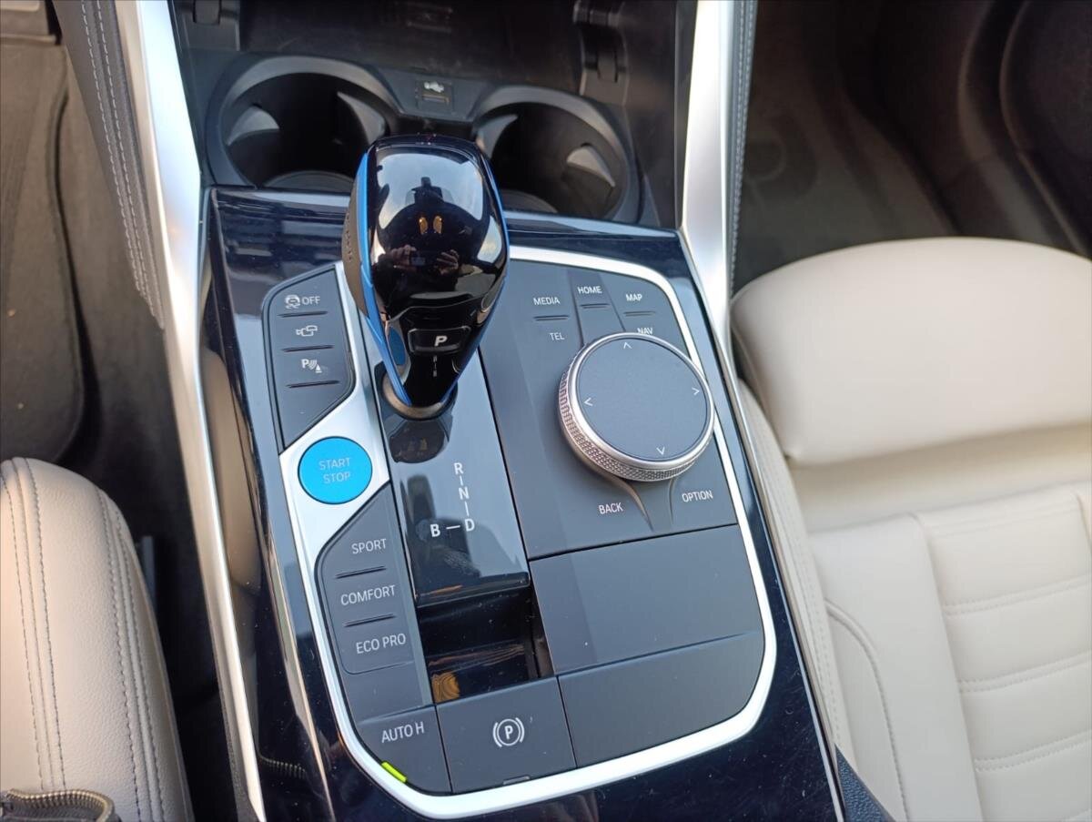 BMW i4 Sedan / Limuzína 0,0 400 kw