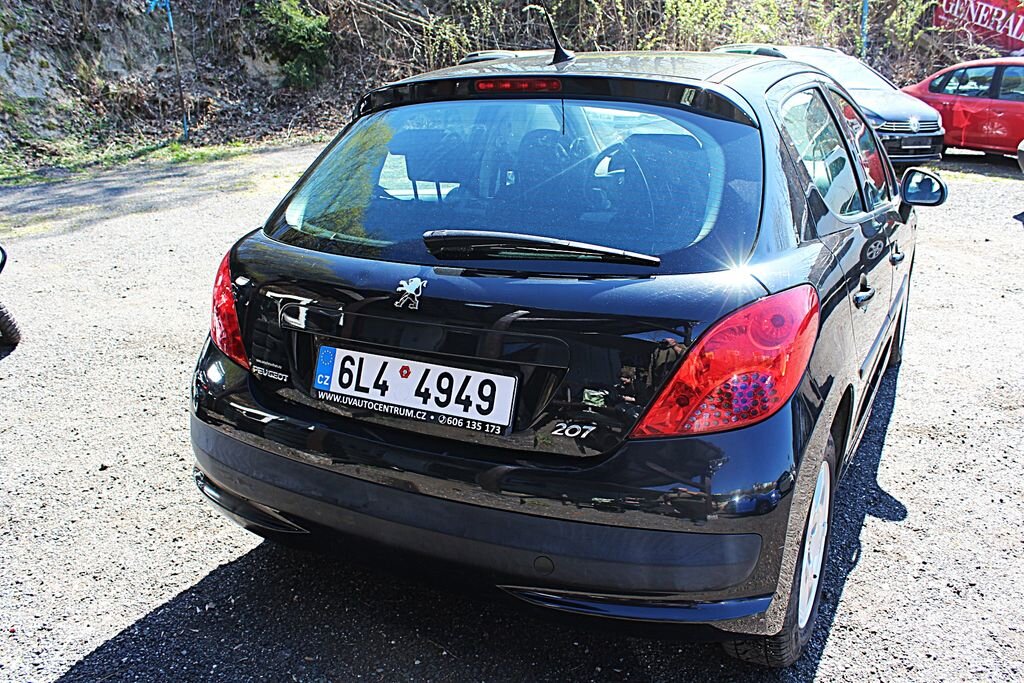 Peugeot 207 Hatchback 1,4 l 70 kw