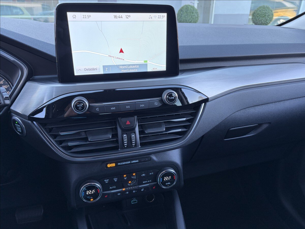 Ford Kuga SUV / Terénní 2,5 l 165 kw