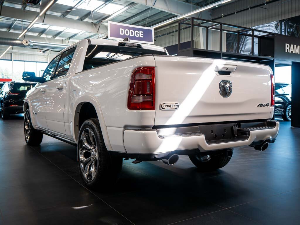 Dodge RAM Pick-up 5,7 l 291 kw