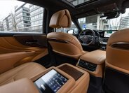 Lexus LS 500h Sedan / Limuzína 3,5 l 264 kw