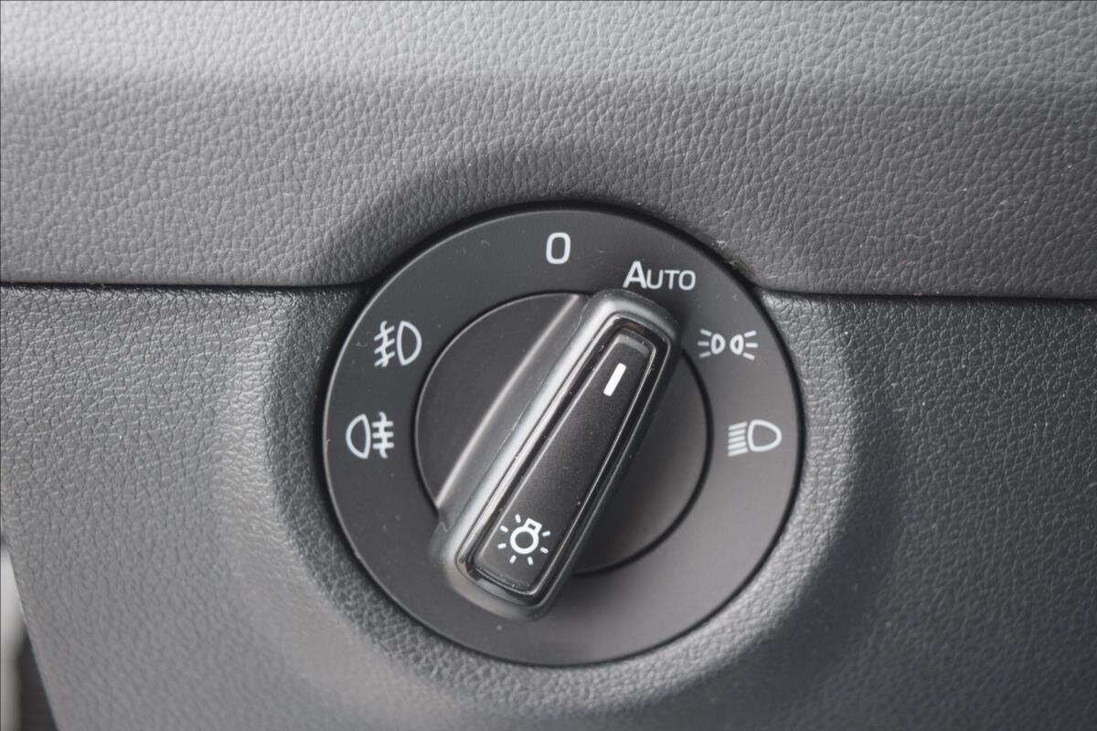 Škoda Octavia Sedan / Limuzína 2,0 l 135 kw