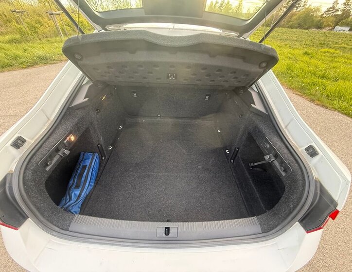 Škoda Superb Sedan / Limuzína 2,0 l 110 kw