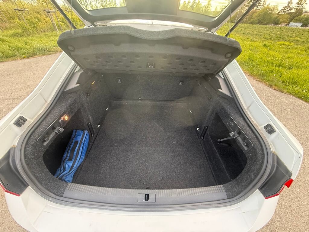 Škoda Superb Sedan / Limuzína 2,0 l 110 kw