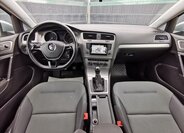 Volkswagen Golf Kombi 1,6 l 77 kw