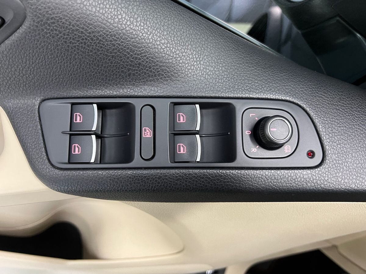 Volkswagen Tiguan SUV / Terénní 2,0 l 147 kw