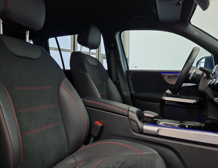 Mercedes-Benz GLB 15