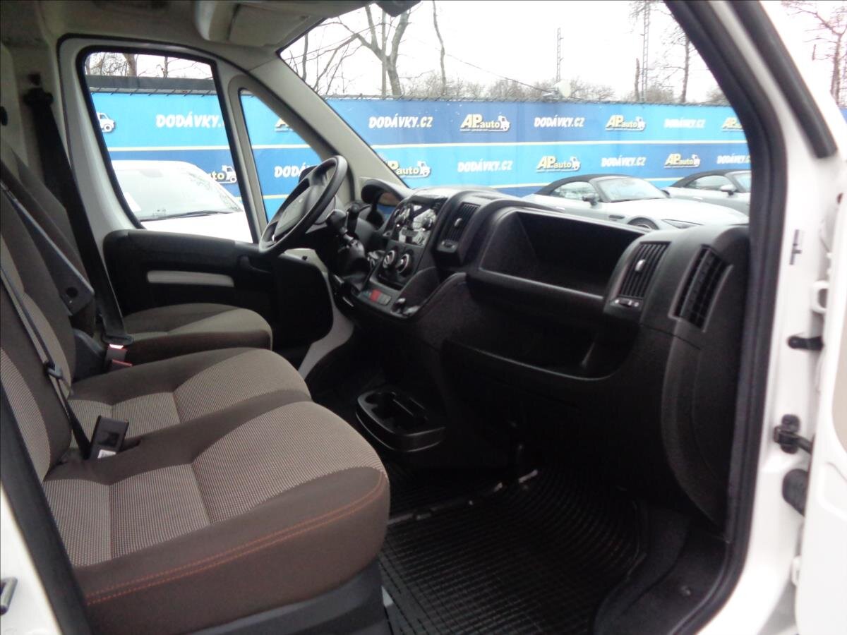 Peugeot Boxer Ostatní 2,2 l 121 kw