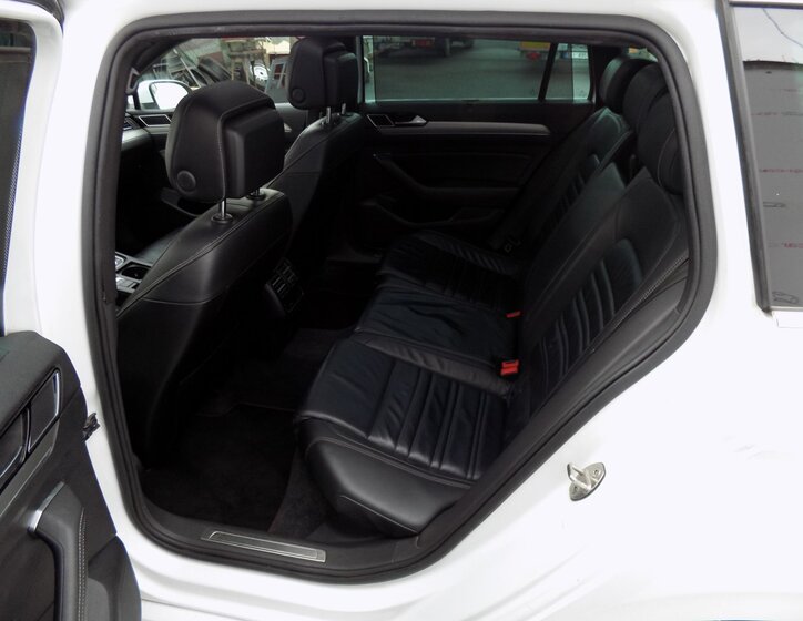 Volkswagen Passat 13