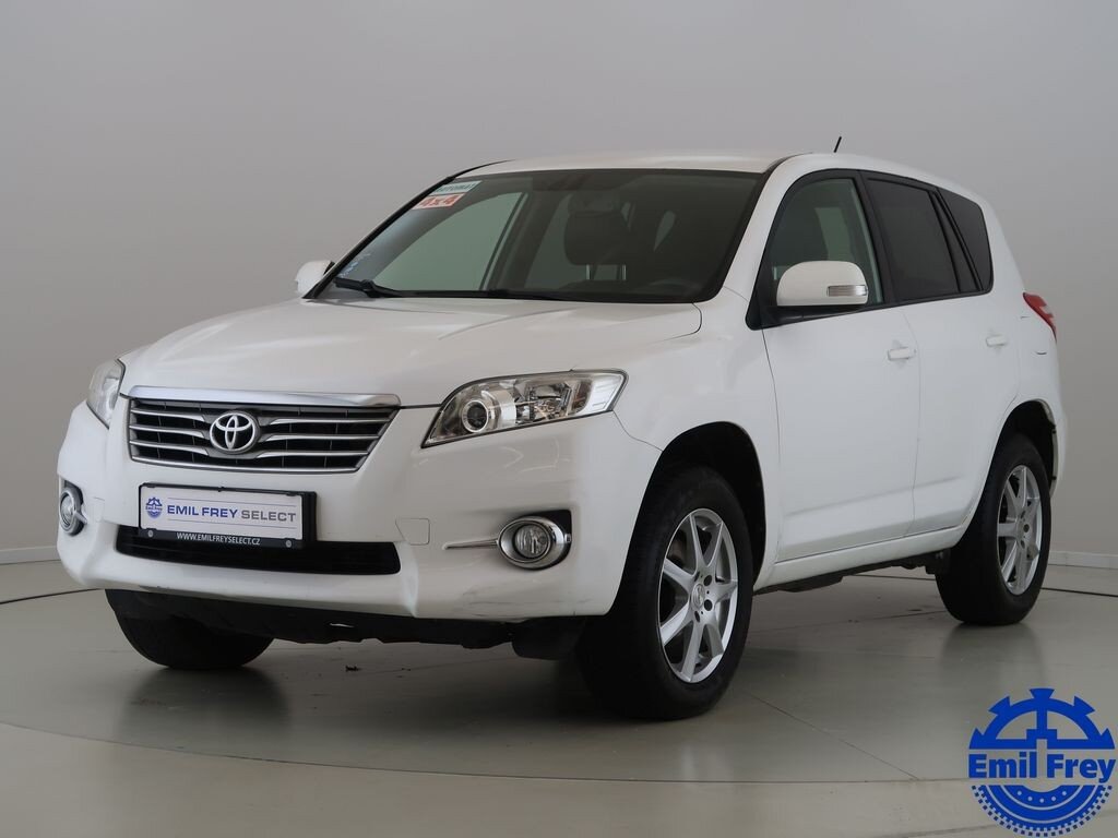 Toyota RAV4 SUV / Terénní 2,0 l 116 kw