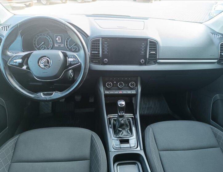 Škoda Karoq SUV / Terénní 2,0 l 85 kw