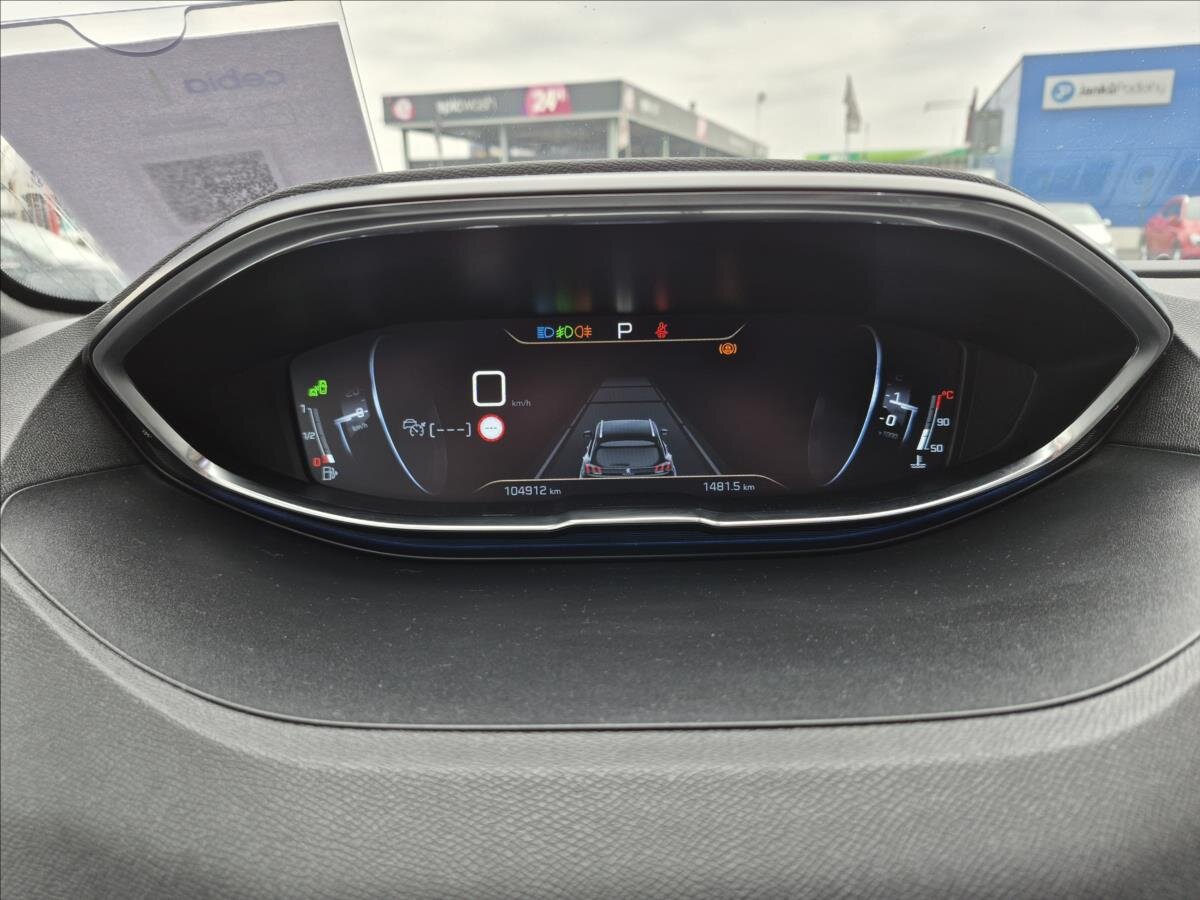 Peugeot 5008 MPV 1,6 l 133 kw