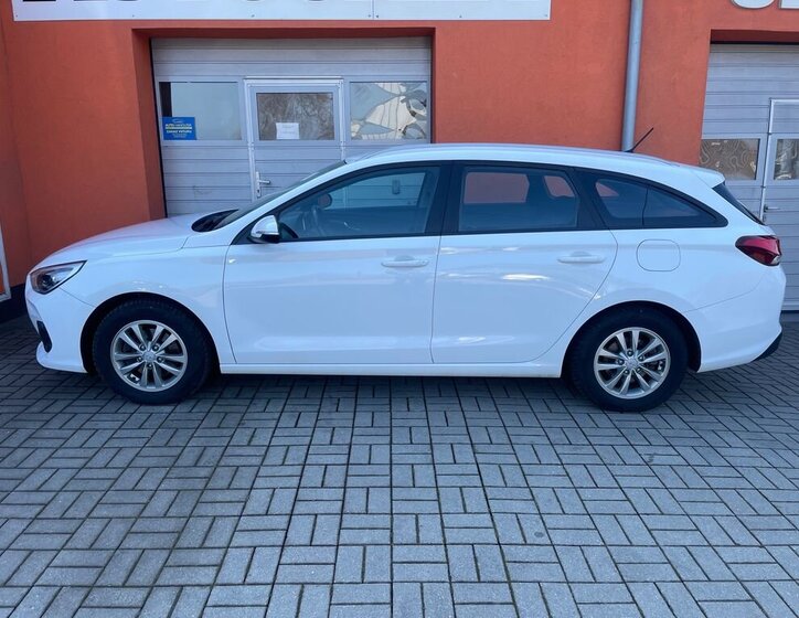 Hyundai i30 Kombi 1,6 l 85 kw