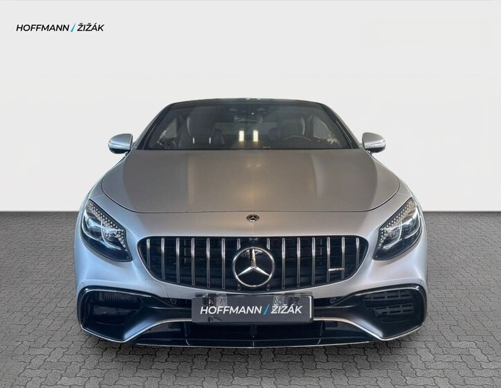 Mercedes-Benz Třídy S Kupé 4,0 l 345 kw