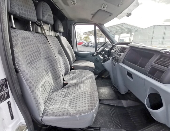 Ford Transit 7
