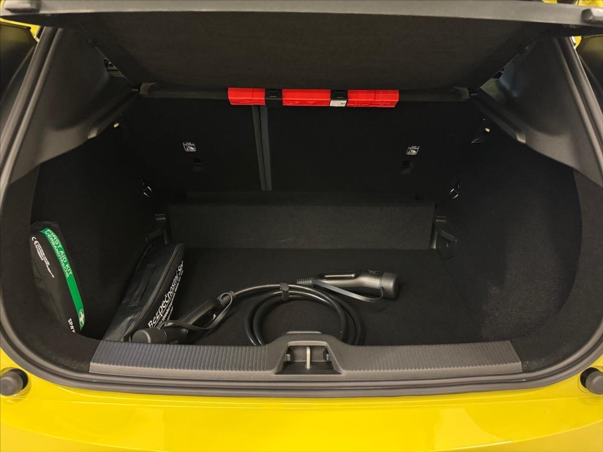 Volvo EX30 SUV 0,0 200 kw