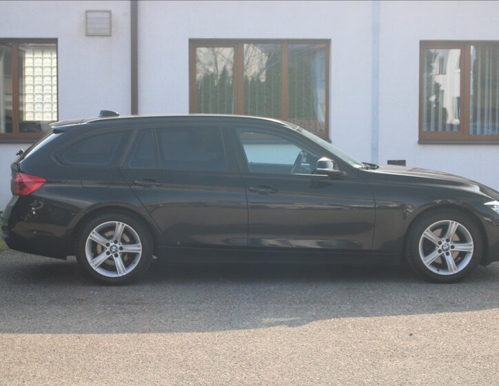 BMW Řada 3 Kombi 2,0 l 140 kw