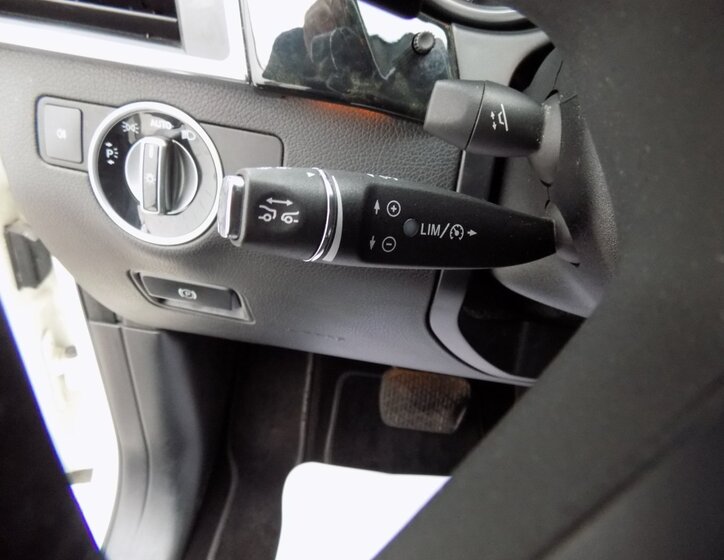 Mercedes-Benz GL SUV 4,7 l 320 kw